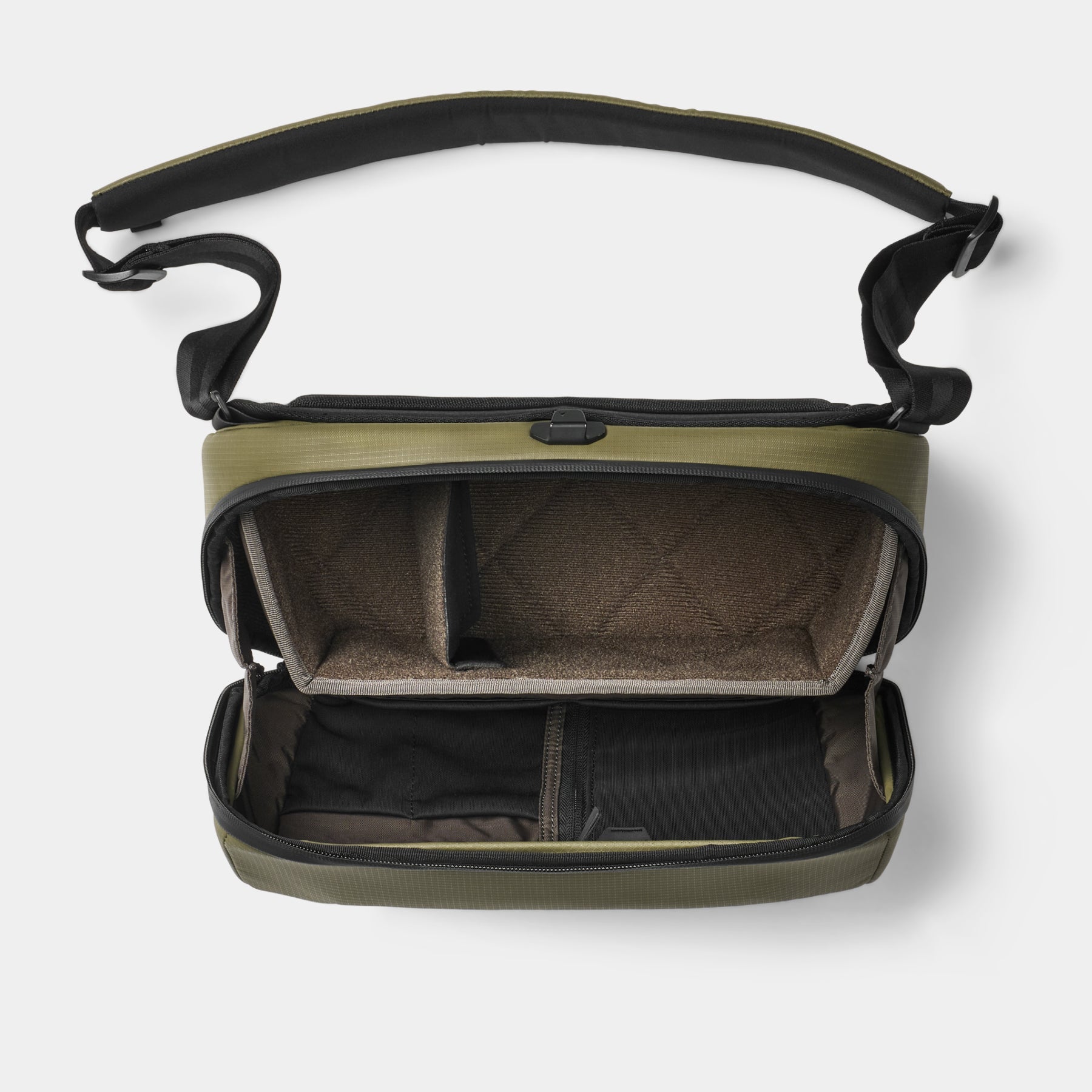 McKinnon Camera Sling 8L